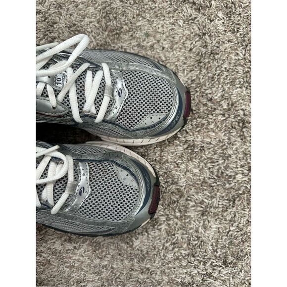 Brooks Women’s 9.5 Addiction 10th Edition Silver Gray Walking Running Shoes - Picture 5 of 9